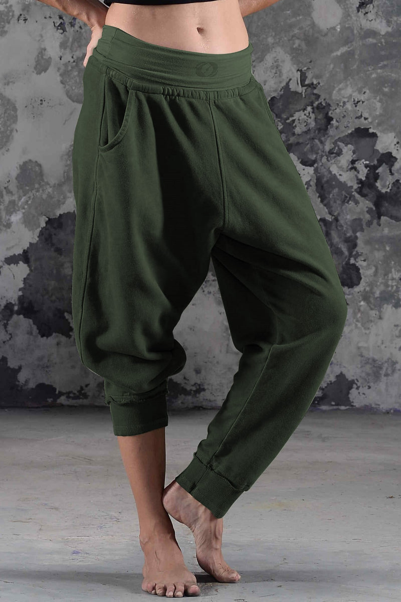C12_Cover_LAY_2788_MediumGreen