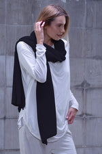Knitted scarf