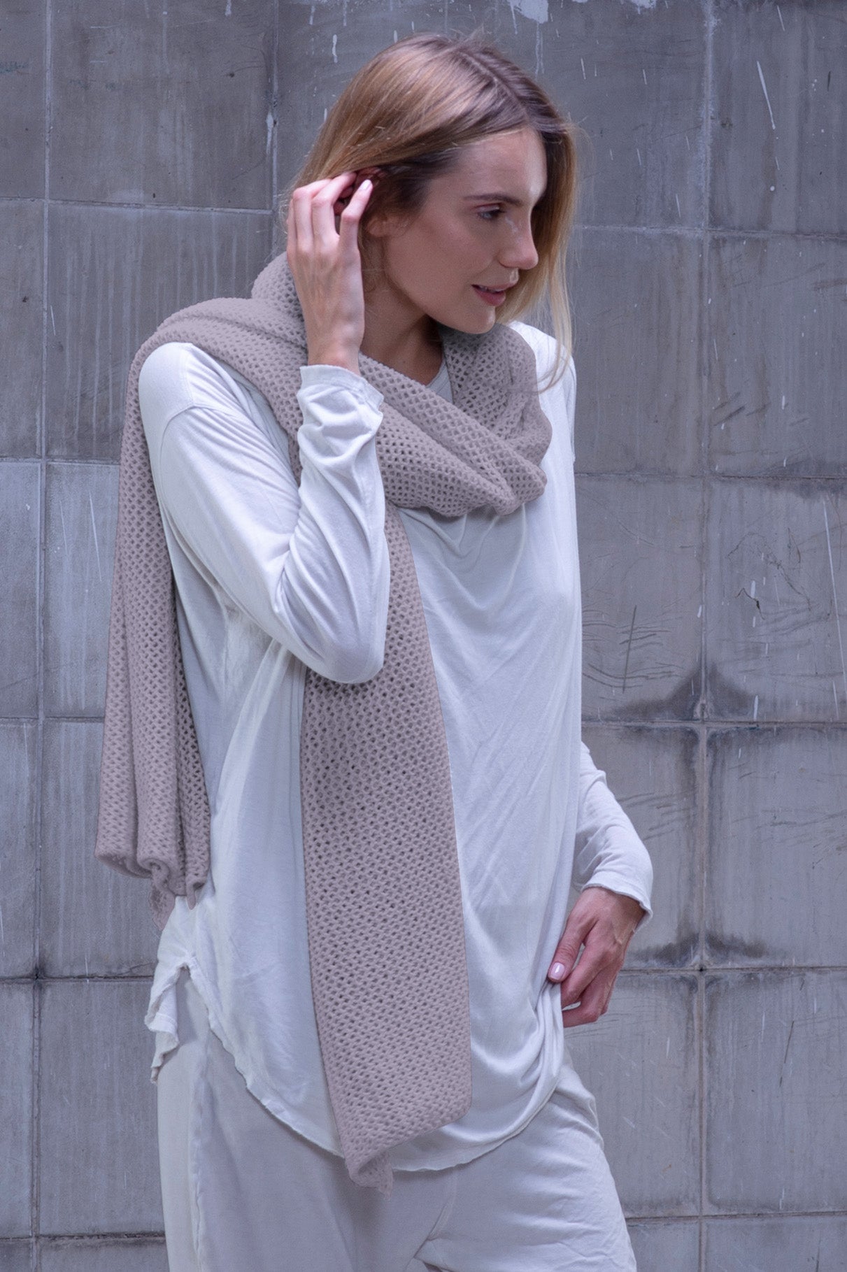 Knitted scarf