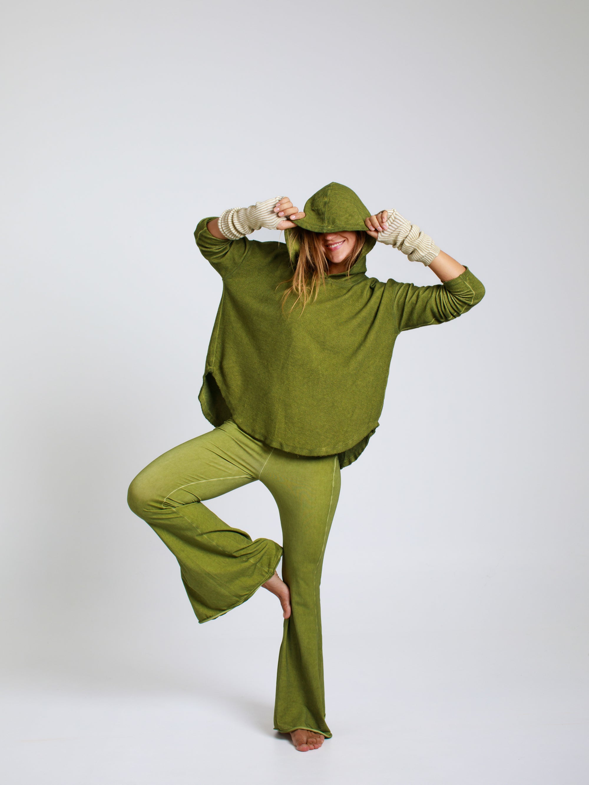 Relaxed Backsplit Hoodie