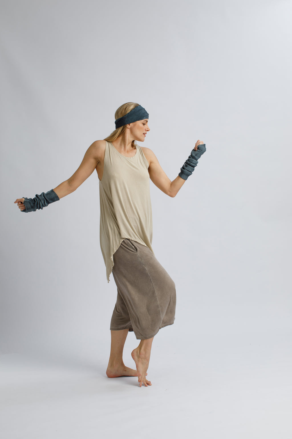 Asymmetric Draped Tank