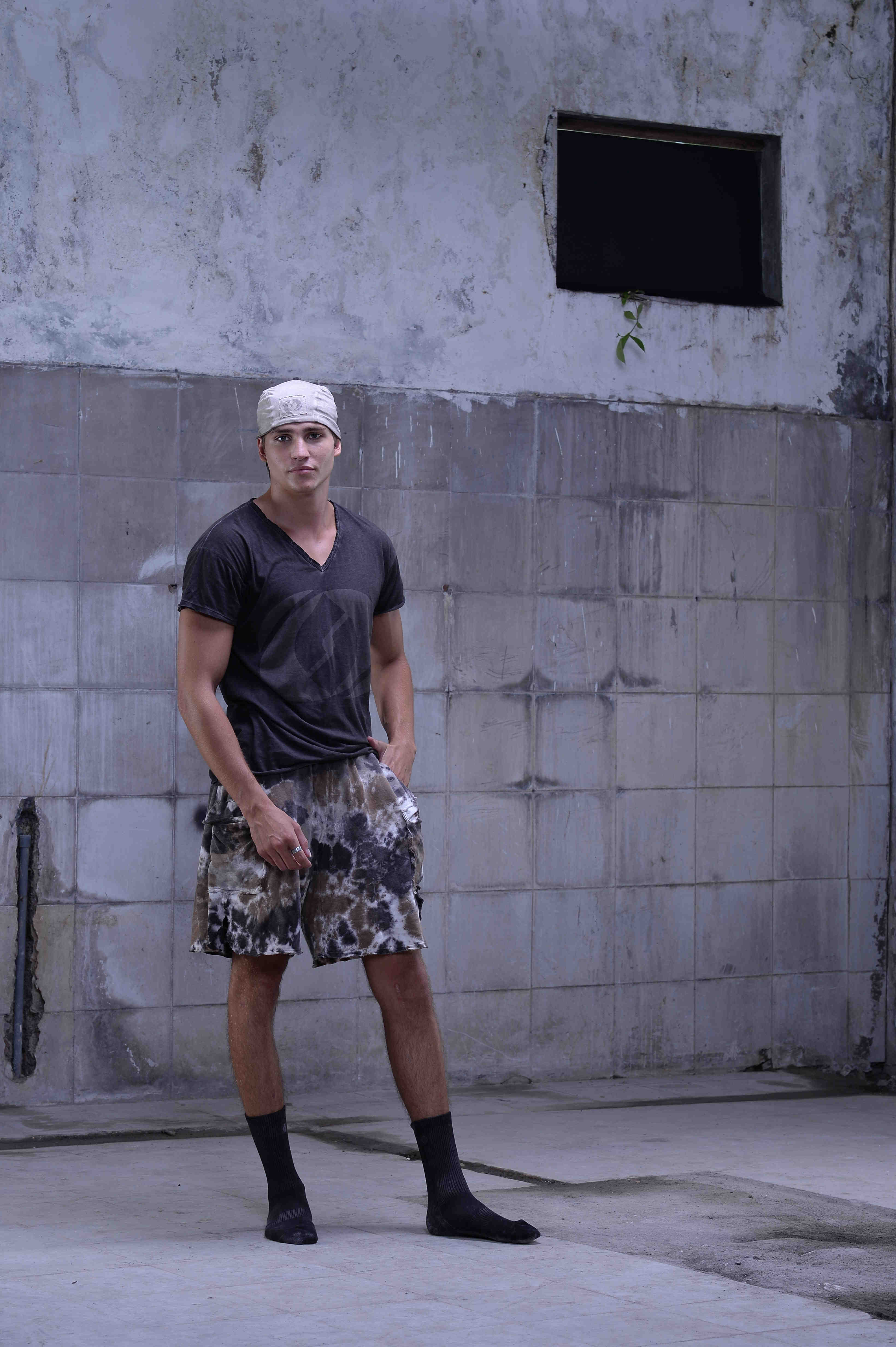 Unisex tie-dye shorts