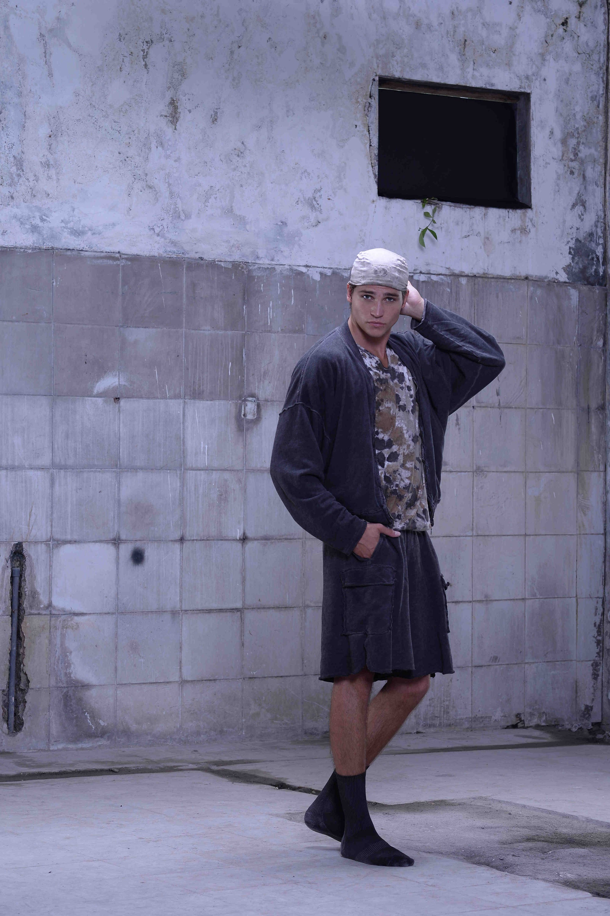 Bat sleeves jacket