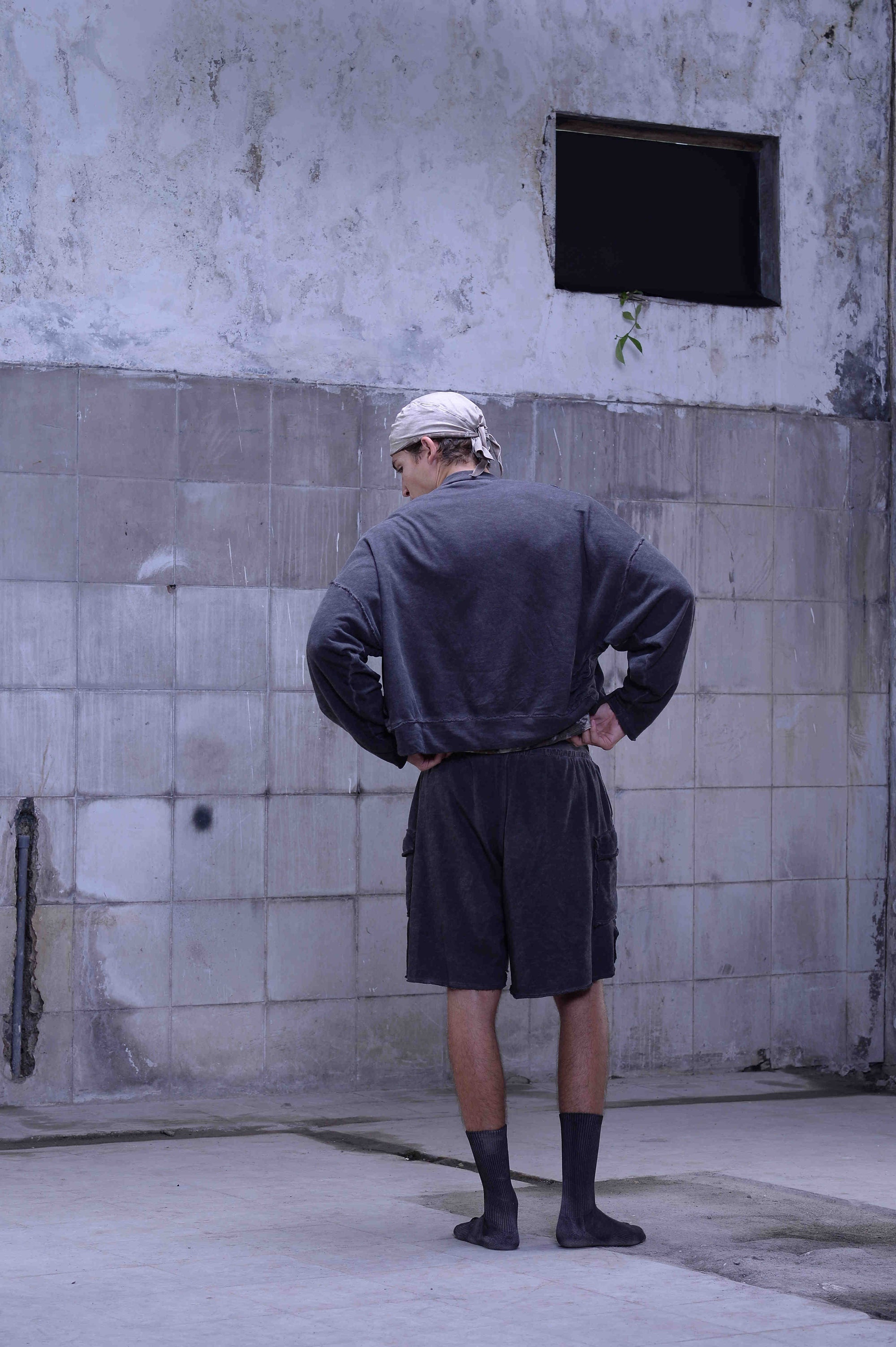 Bat sleeves jacket