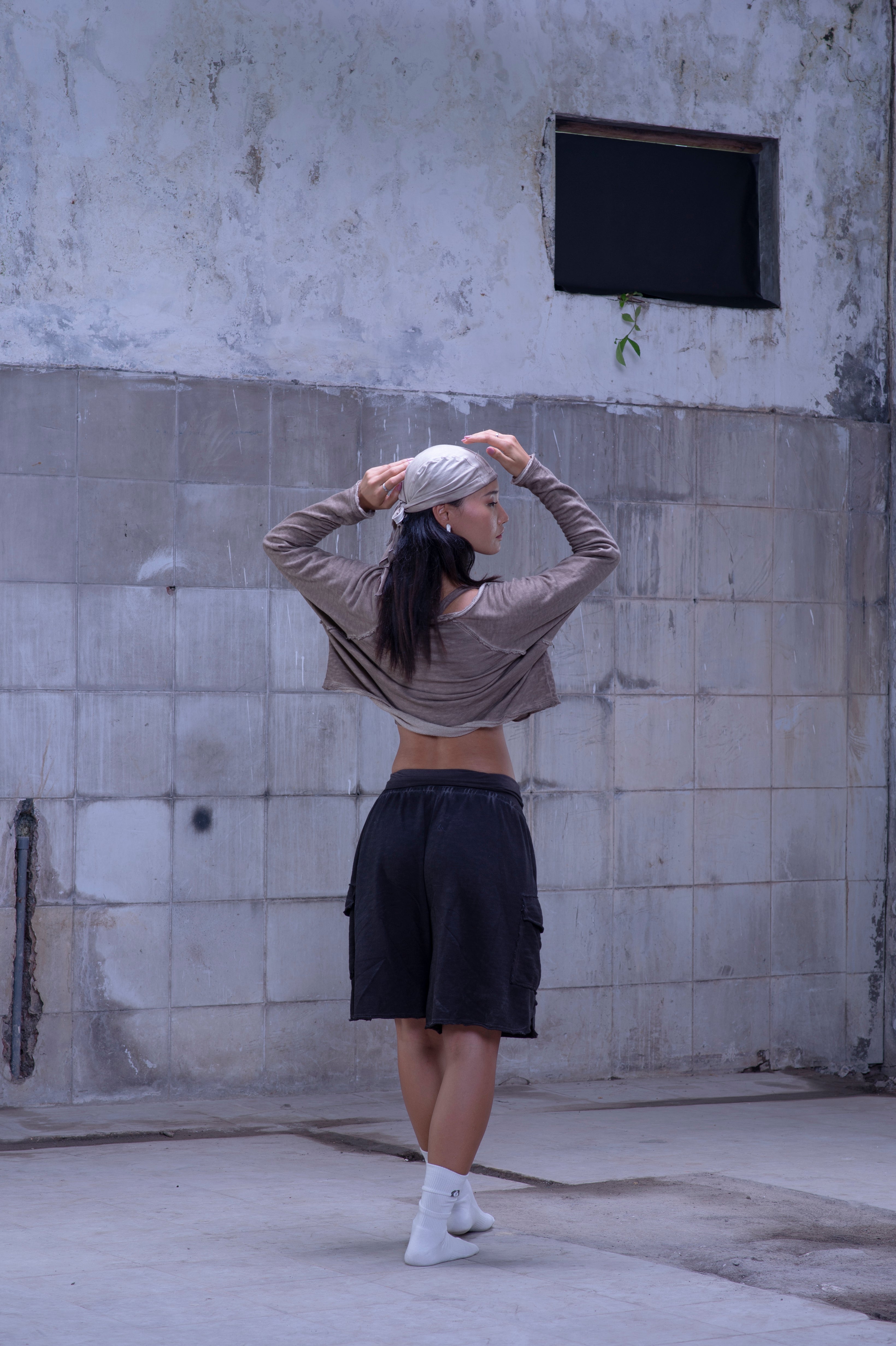 Crop sweater