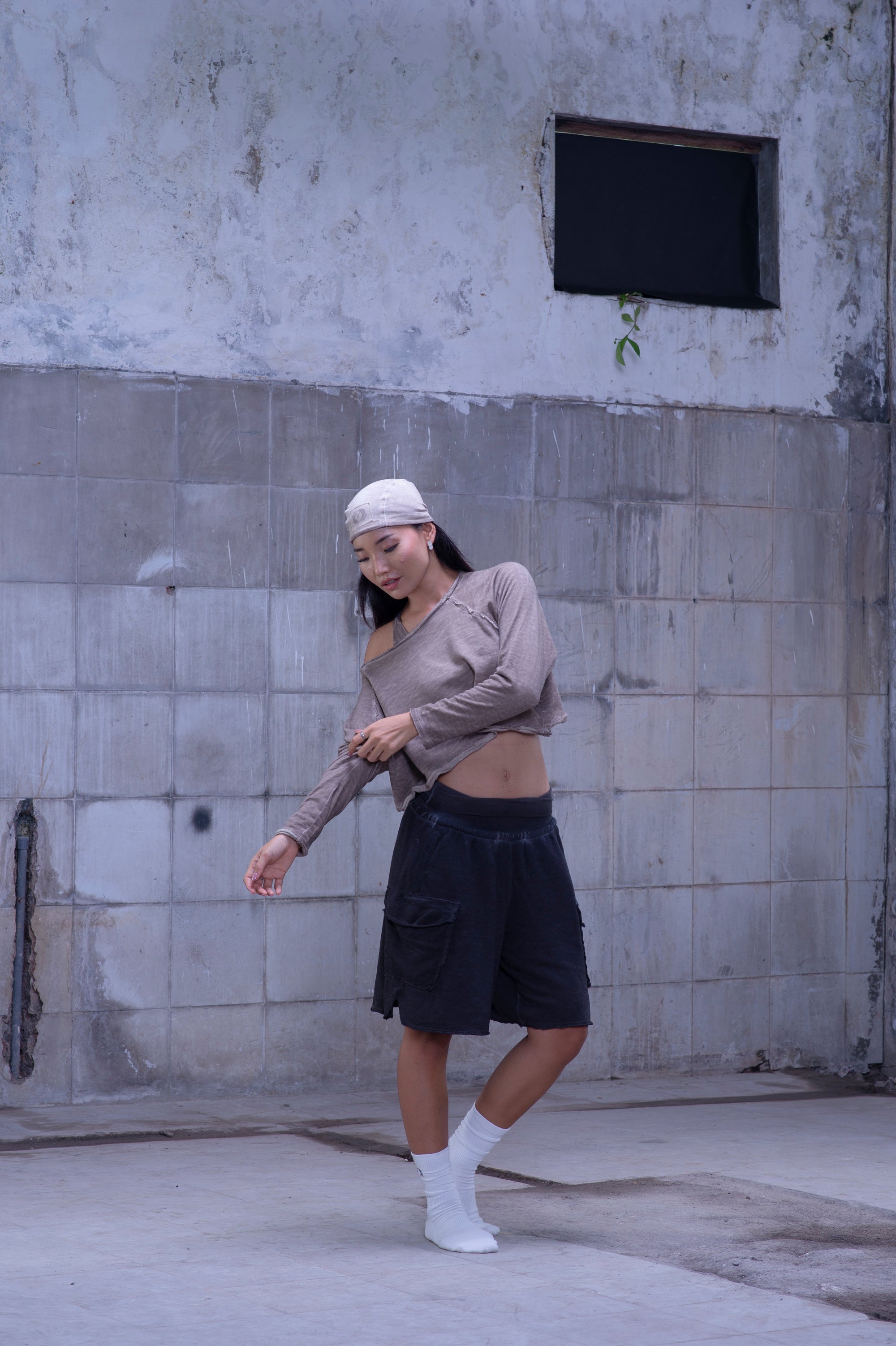 Crop sweater