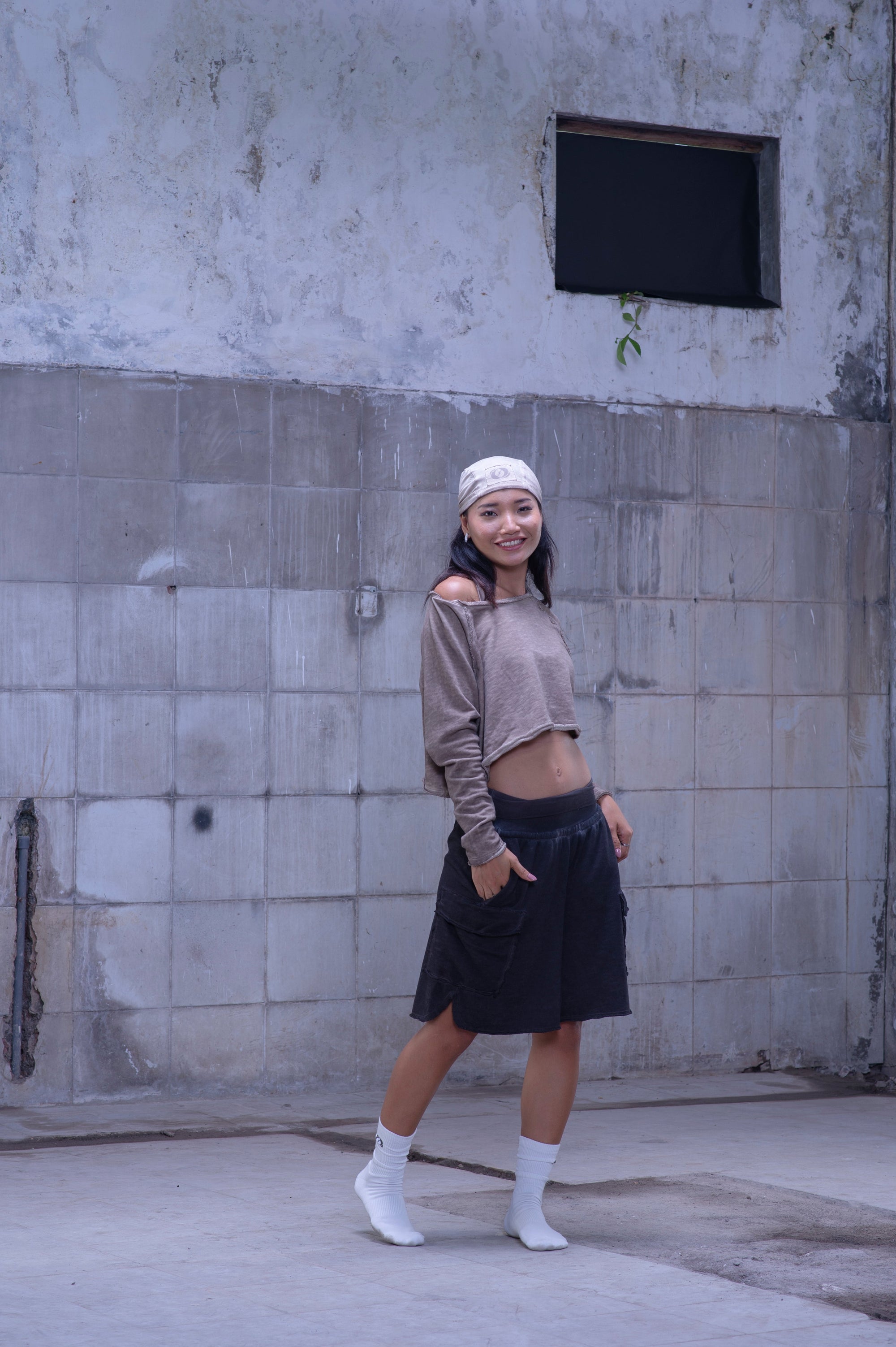 Crop sweater