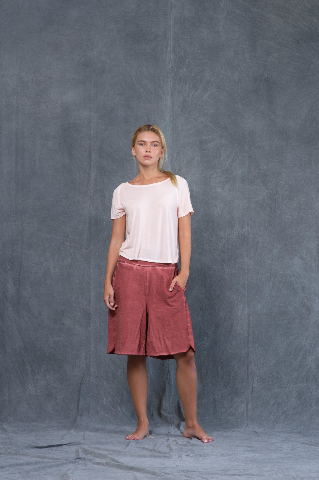 Crop Top Overlapping Back