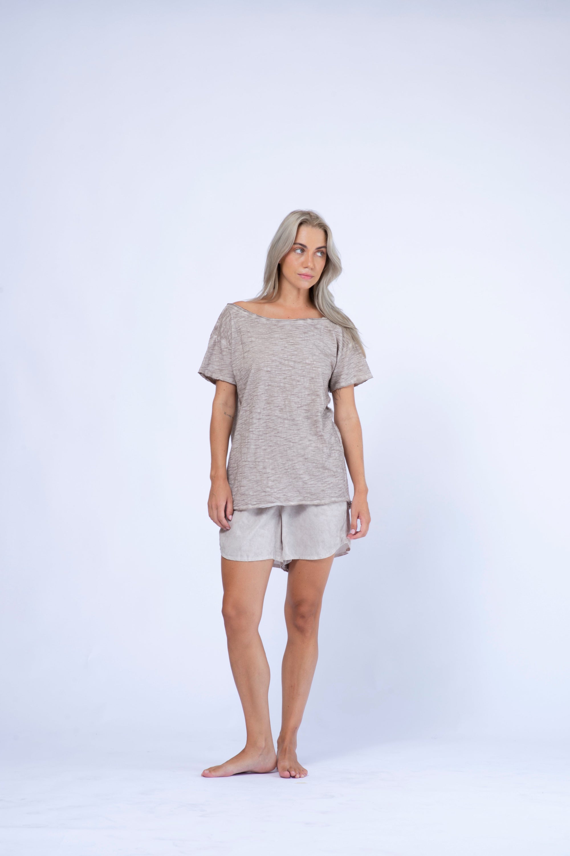 Back Split Tshirt