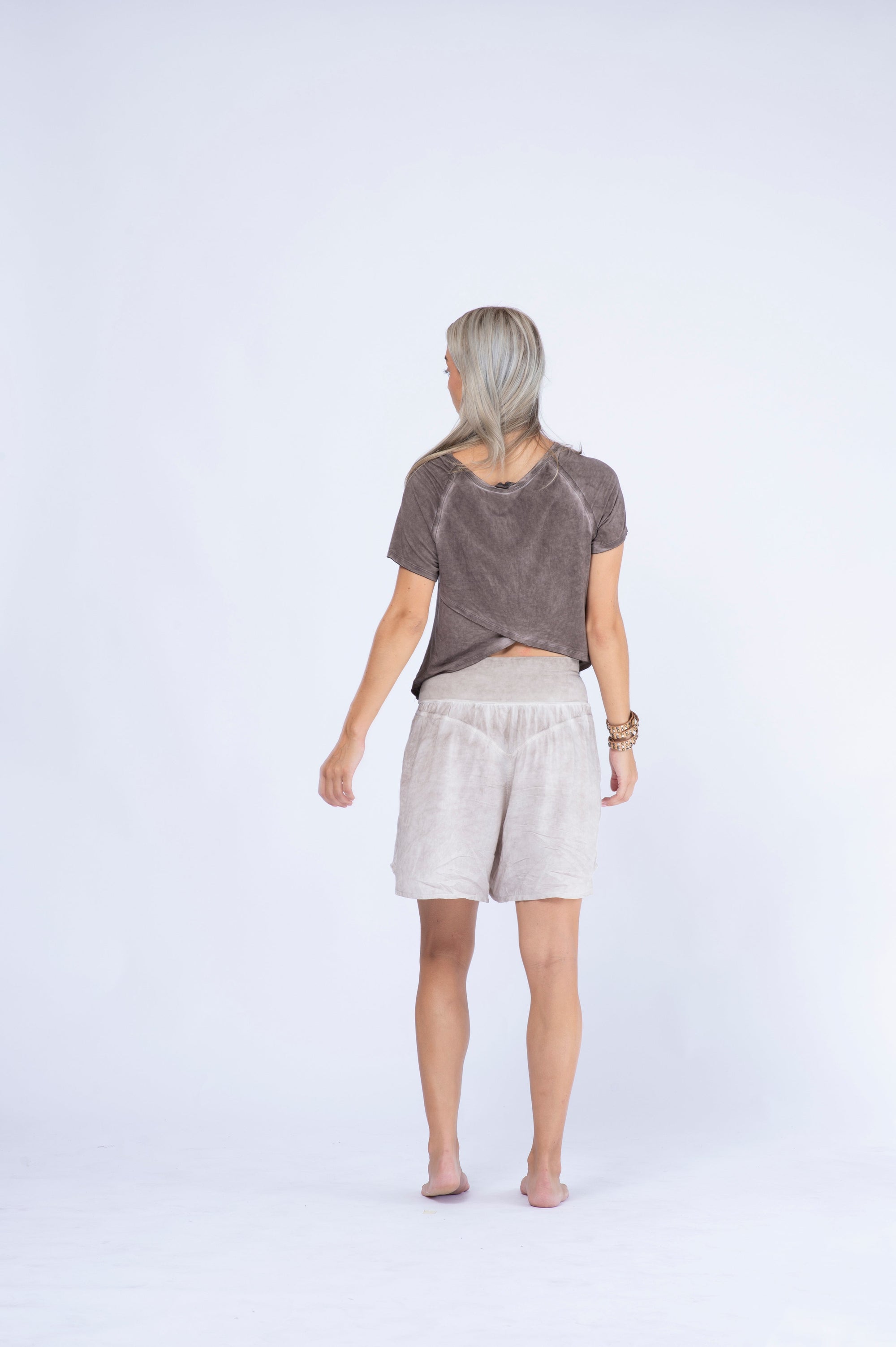 Crop Top Overlapping Back