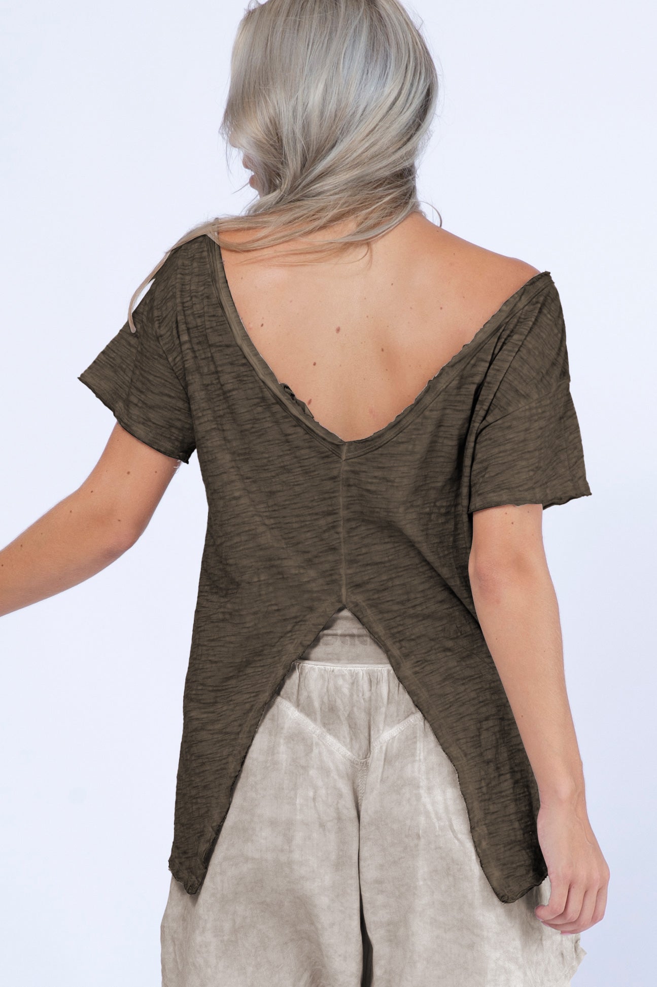 Back Split Tshirt