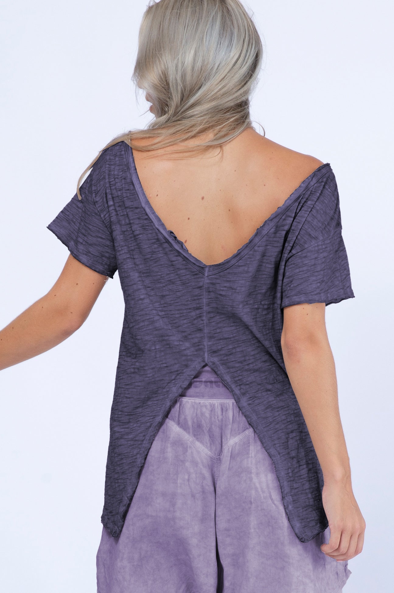Back Split Tshirt