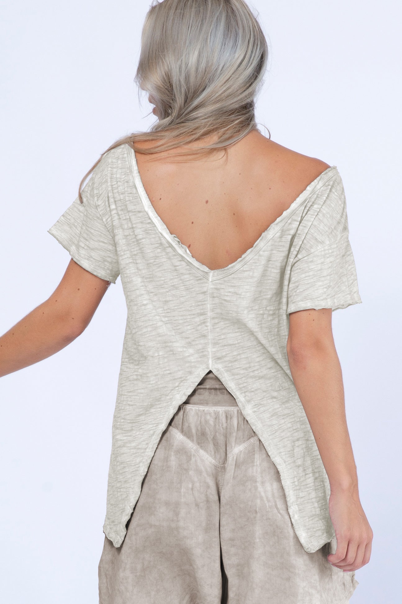 Back Split Tshirt