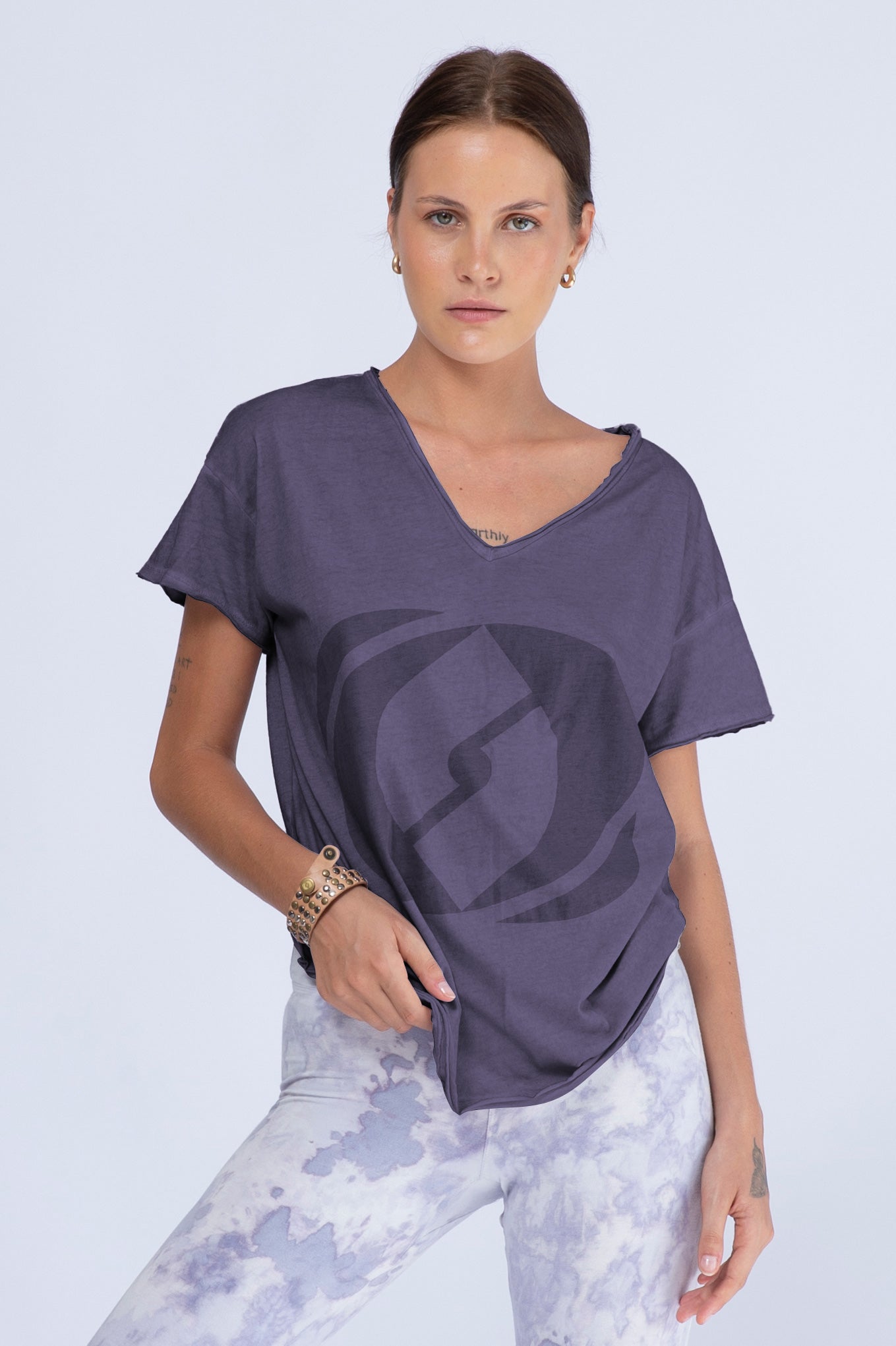 V neck Tshirt