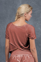 Crop Top Overlapping Back
