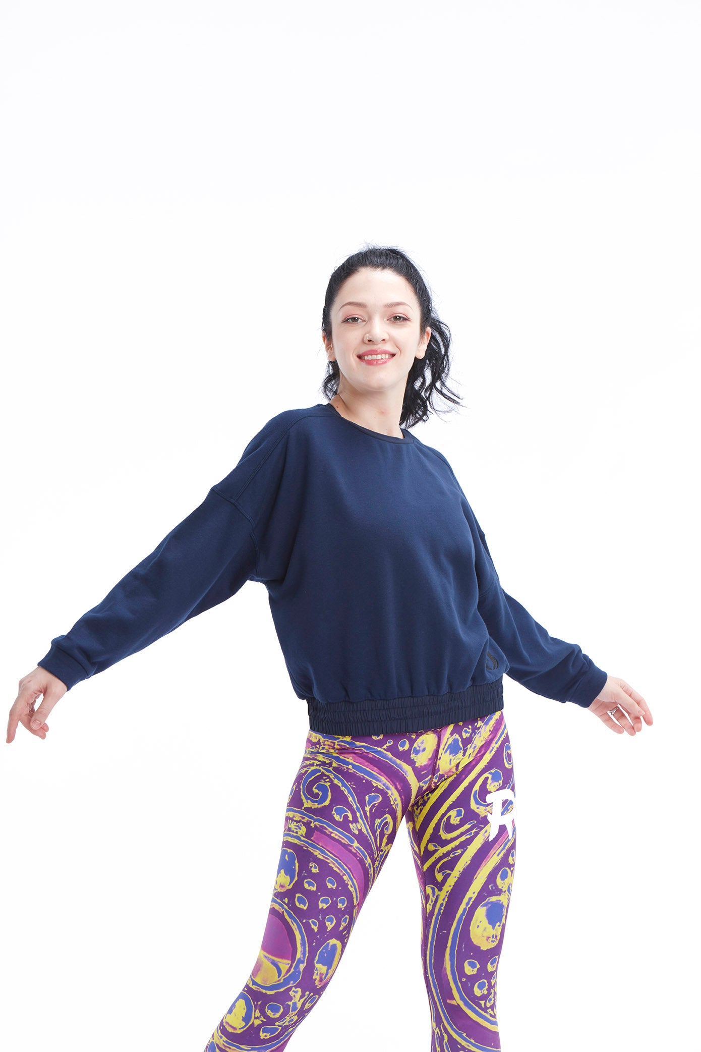 Essential Sweatshirt - Navy Blue